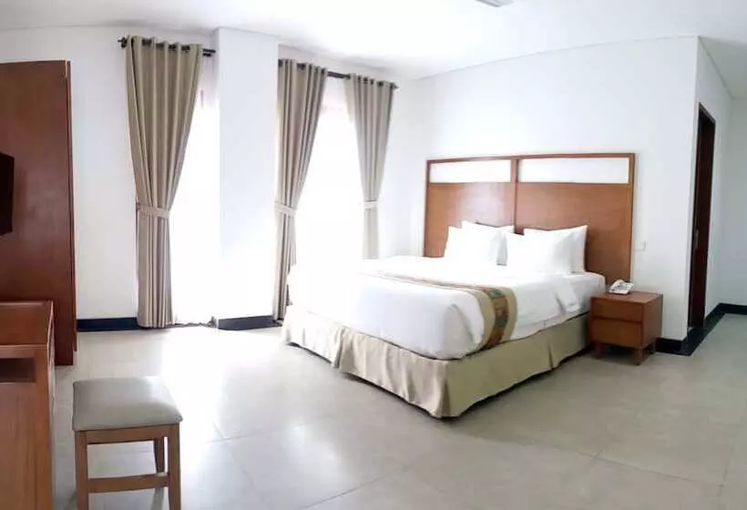 Kuta Townhouse Apartments