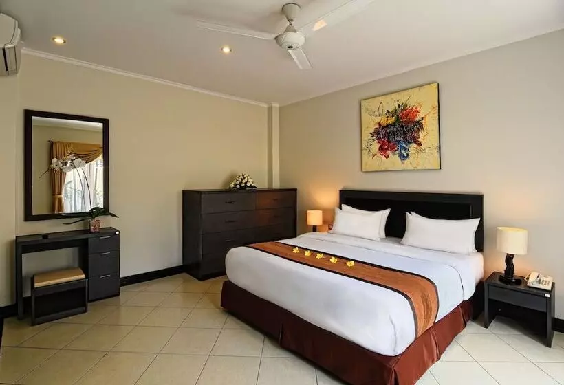 Kuta Townhouse Apartments