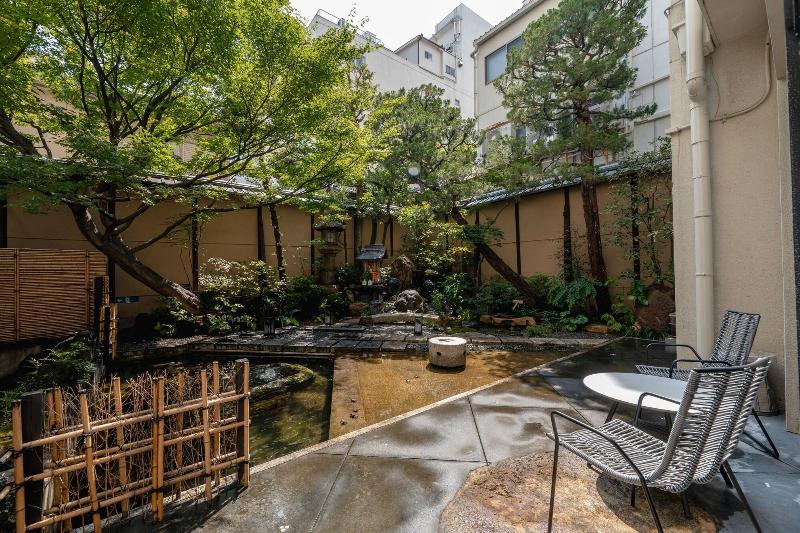 Nishiyama Ryokan   Established In 1953