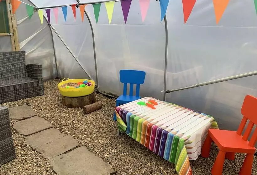 Amazing Cottage With Indoor Private Pool