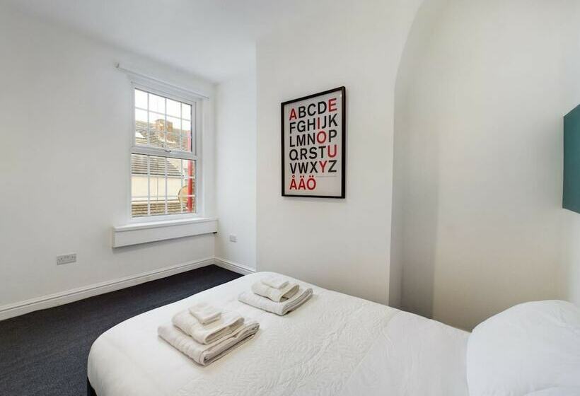 Contemporary 4bd Home Nr Liverpool City Centre