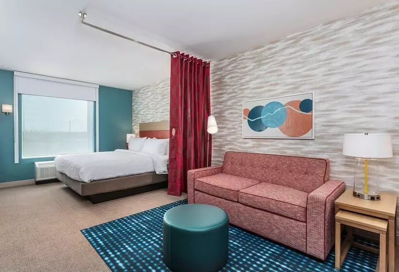 ホテル Home2 Suites By Hilton Cedar Rapids Westdale