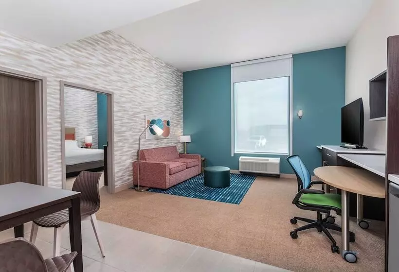 ホテル Home2 Suites By Hilton Cedar Rapids Westdale