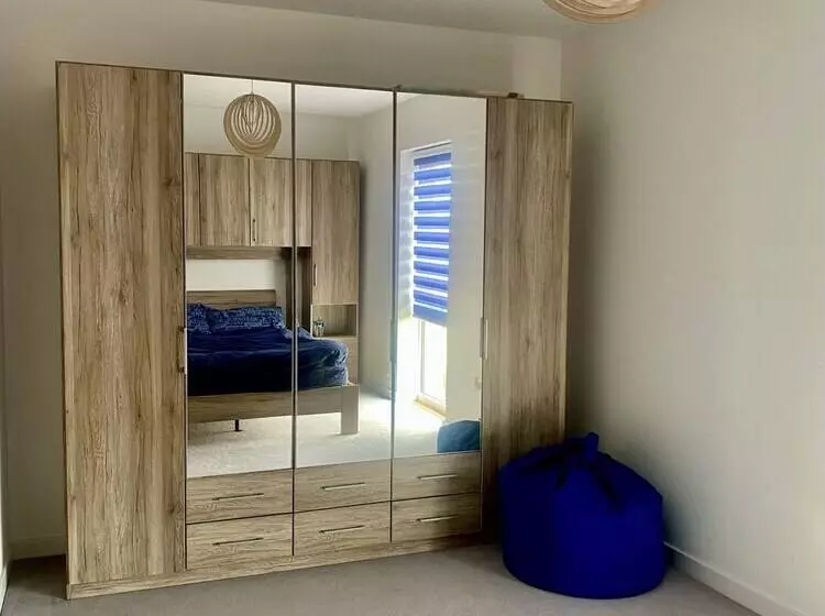レジデンス Luxorious 2 Bedroom Townhouse In Carshalton