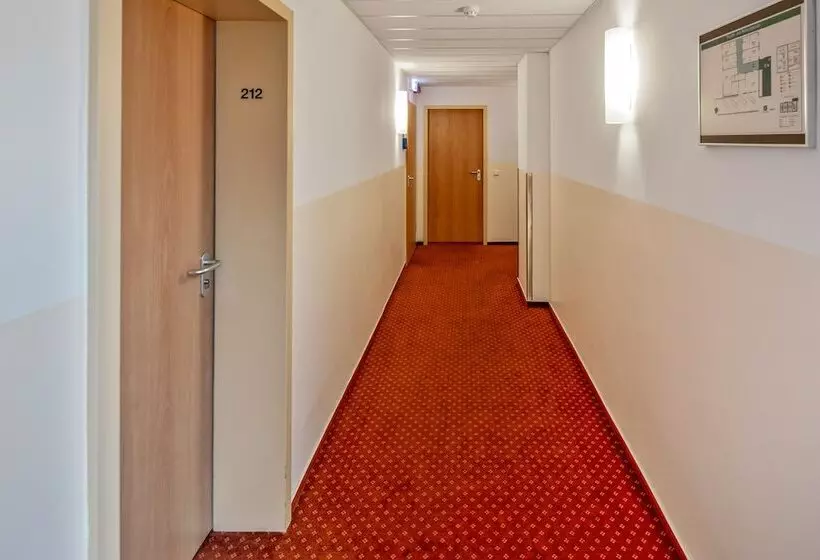 هتل Academy Lodge Boardinghouse