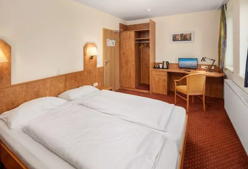 هتل Academy Lodge Boardinghouse