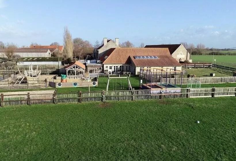 Hotelli B&b Schraevenacker