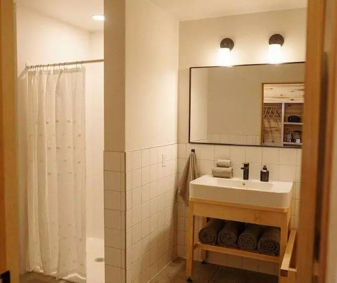 Hotelli Frontier Drive Inn