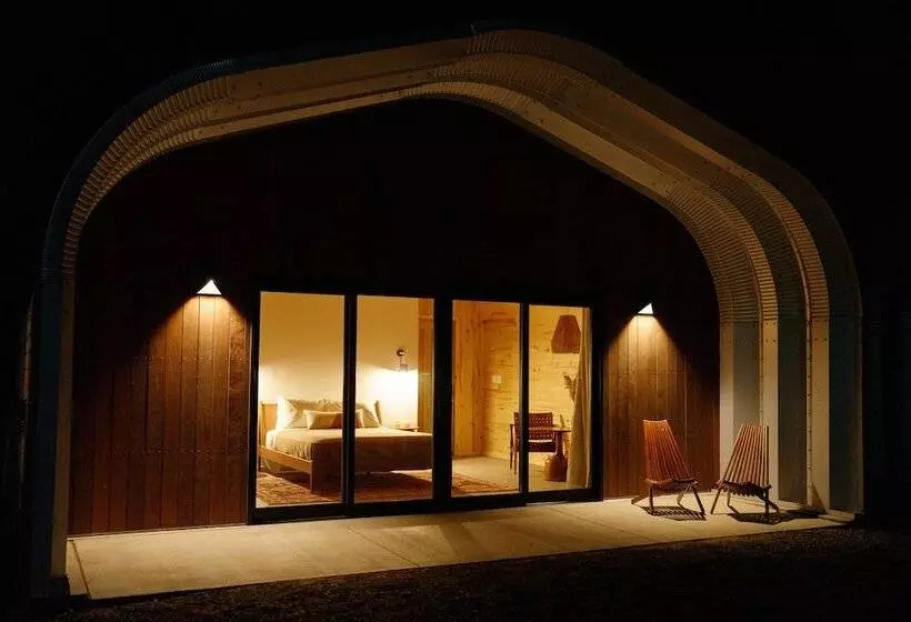 Hotelli Frontier Drive Inn