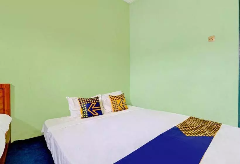 Hotelli Oyo Homes 91150 Desa Wisata Samiran