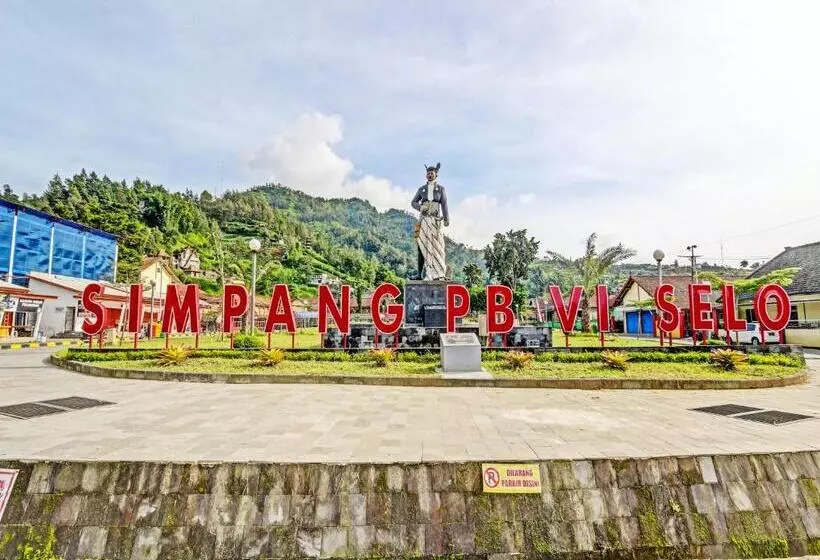 Hotelli Oyo Homes 91150 Desa Wisata Samiran