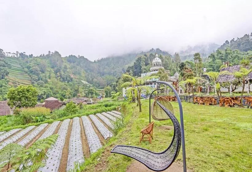 Hotelli Oyo Homes 91150 Desa Wisata Samiran