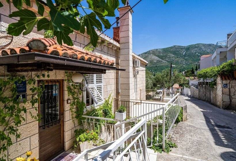 پانسیون Apartments & Rooms Mara & Petrunjela