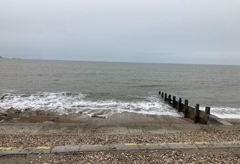 레지던스 Bungalow On The South Coast & New Forest