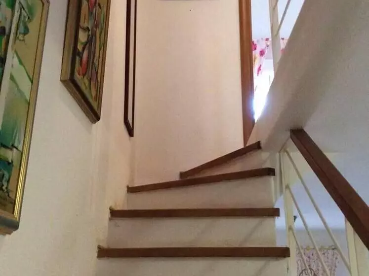 レジデンス Immaculate 3 Bed House In