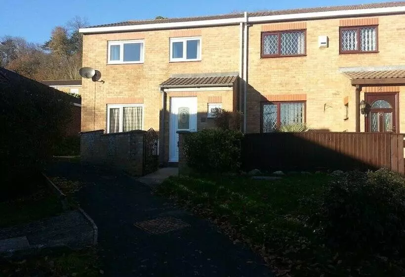 اقامتگاه Immaculate 3 Bed House In Bristol With Fast Wifi