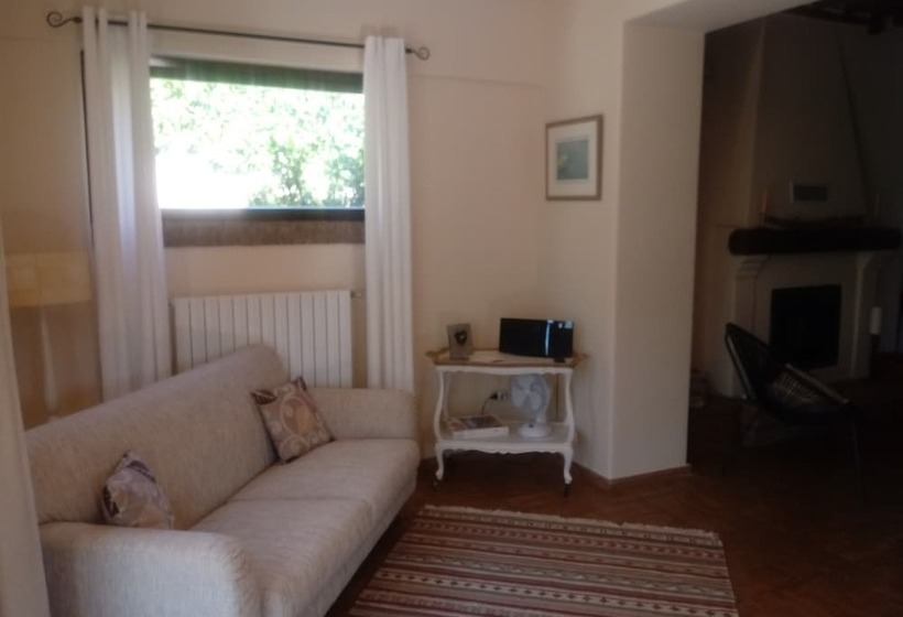 إقامة Stunning 1 Bed House In Castel Cellesi, Italy