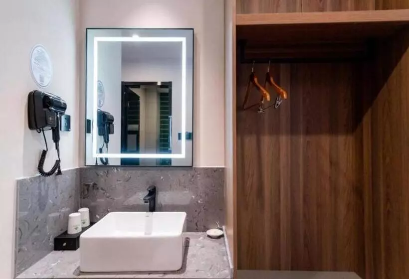 ホテル Greentree Inn Express Hebei Tangshan Guyan District Xinguang Road