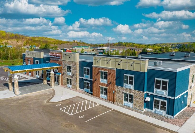 فندق Independence Stay