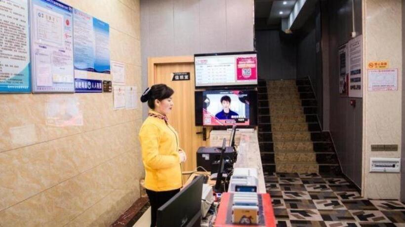 Shell Hotel Jiangxi Fuzhou Linchuan Avenue