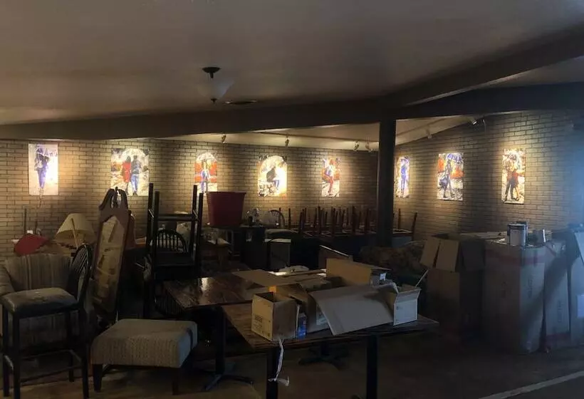 Motel Boutique By Wolf Inn