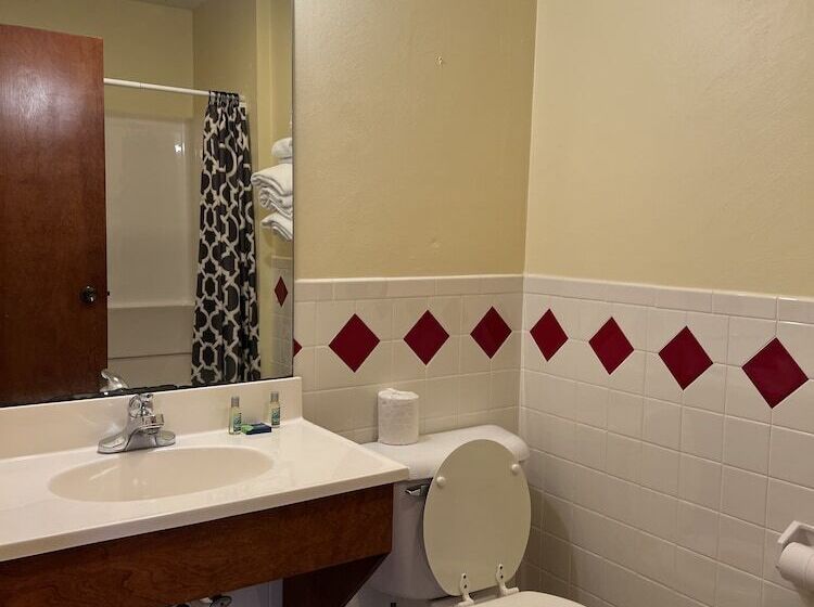 Motel Boutique By Wolf Inn