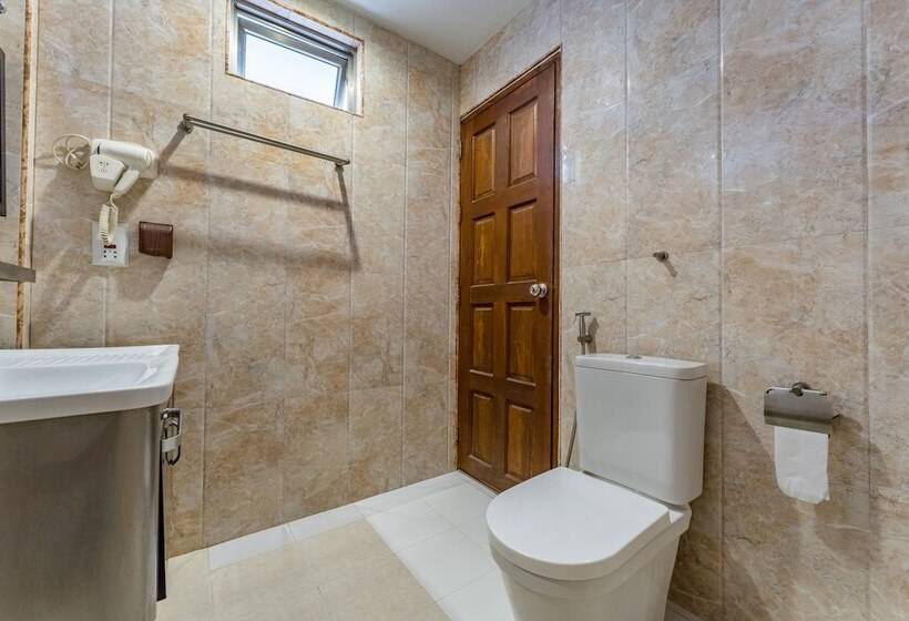 پانسیون Maamadi Boutique