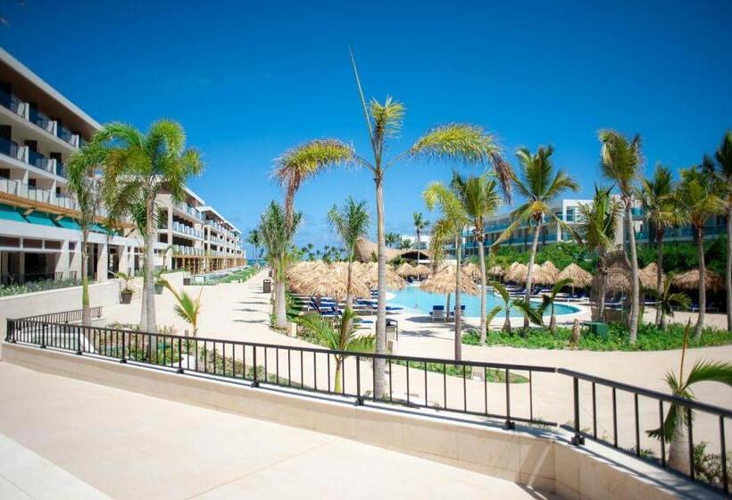 Serenade All Suites - Adults Only Resort