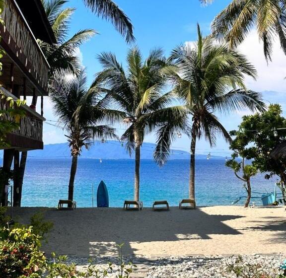 Отель Bamboo House Beach Lodge & Restaurant