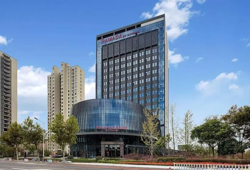 هتل Ramada By Wyndham Pinghu