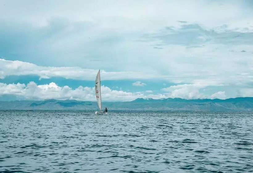 هتل The Makokola Retreat