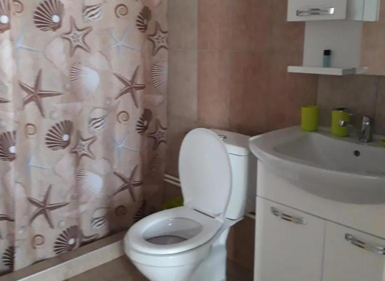 مُتل Majska Rosa