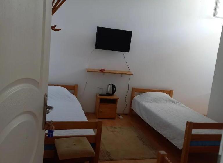 مُتل Majska Rosa