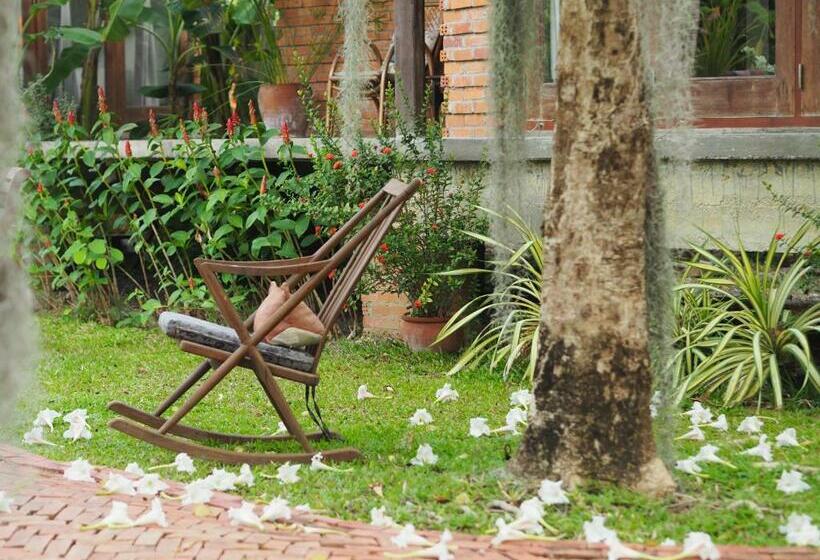 Baansuk Sukhothai Resort