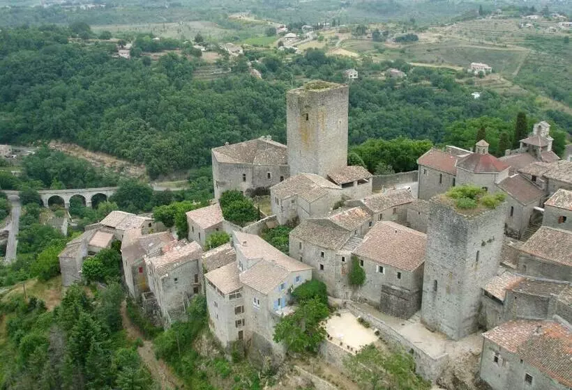 Aamiaismajoitus (B&B) Château De Montréal
