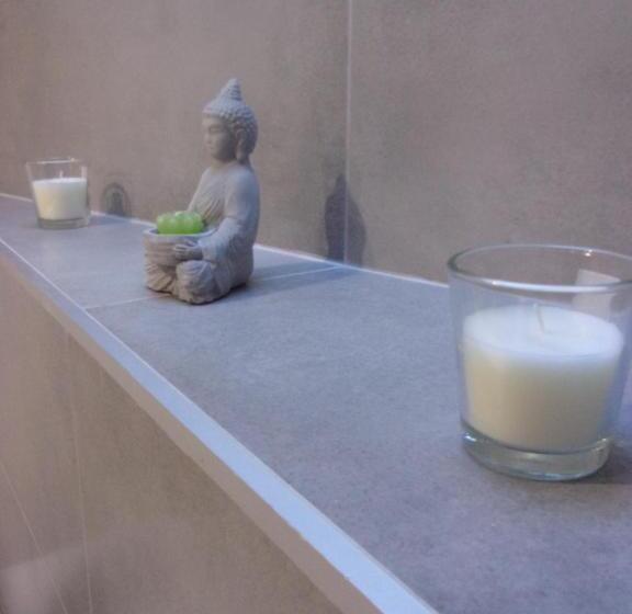 ベッドアンドブレックファースト Le Bourget Suite Romantique