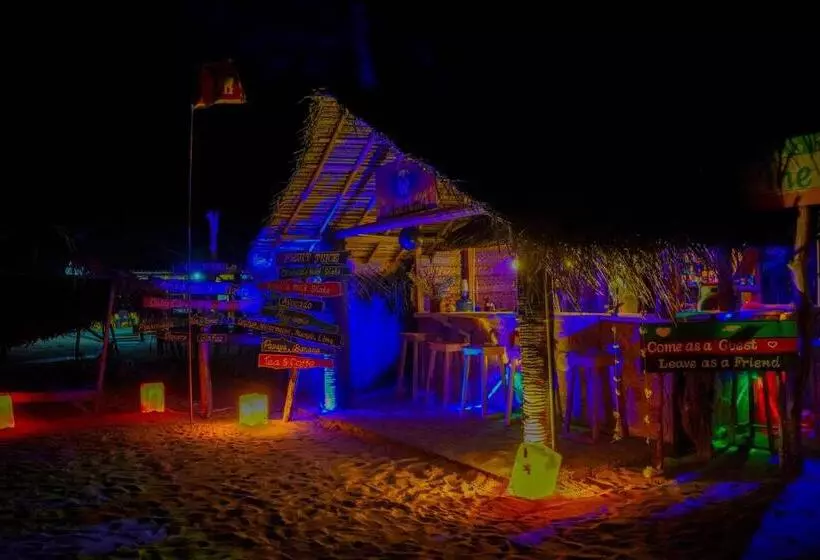 ベッドアンドブレックファースト The Beach Lovers Nilaveli