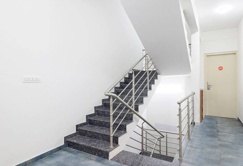 Fabhotel Royal Manyata