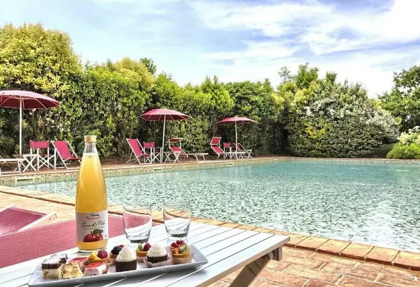 Hotelli Foresteria Il Giardino Di Fontarronco