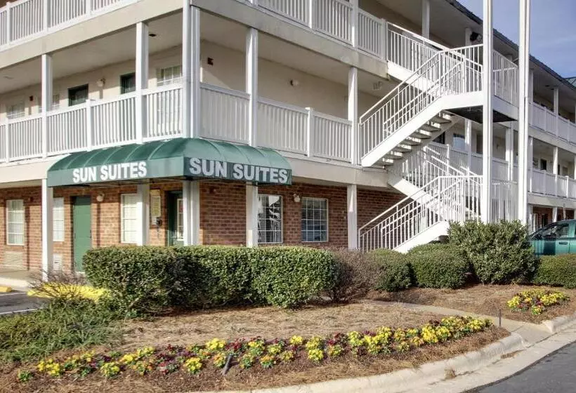 ホテル Intown Suites Extended Stay Charlotte Nc  East Independence