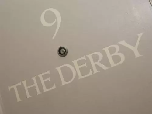 Retkeilymaja Crown & Horns