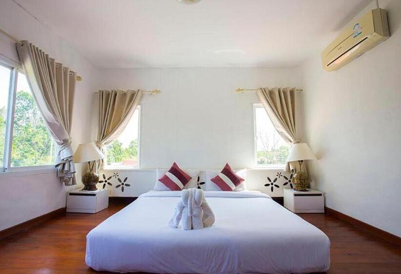 Aurora Resort Khao Yai