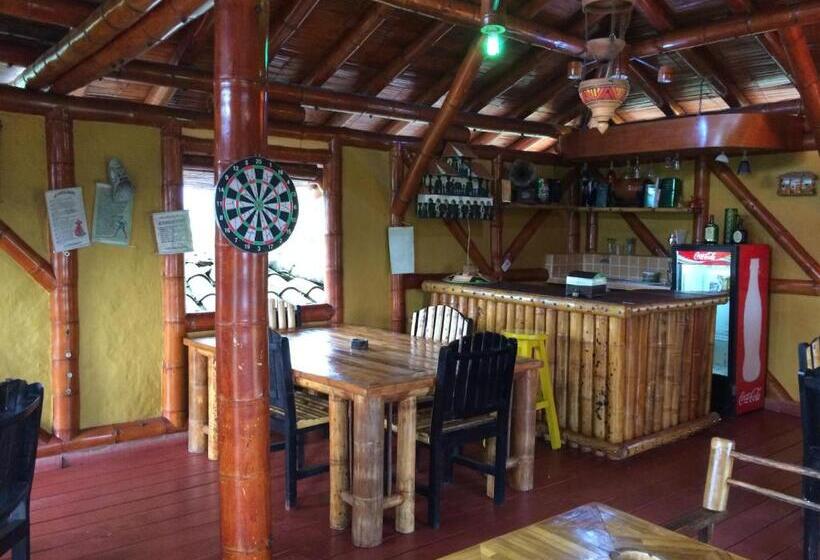 Hotel Campestre Los Tucanes