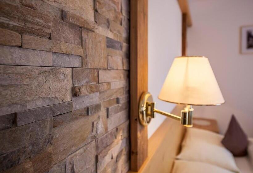 هتل Garni Lanzinger