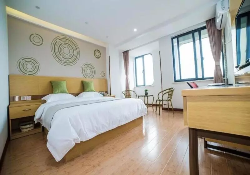Hotelli Greentree Inn Zhejiang Ningbo District Huashan Road And Huanghe Road Express