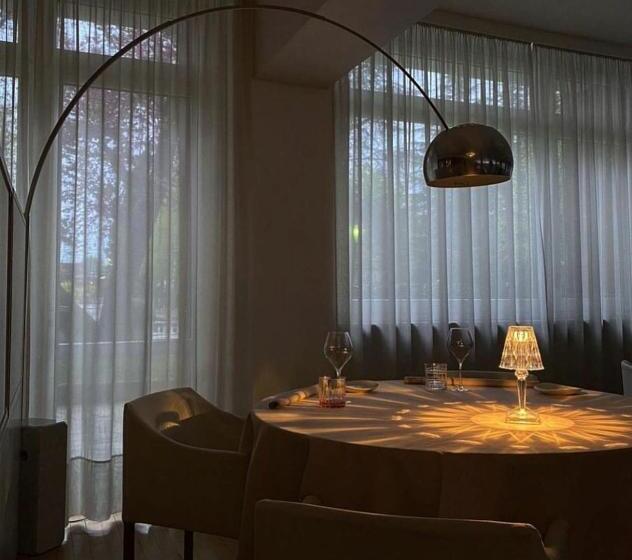 Szálloda Il Cascinalenuovo