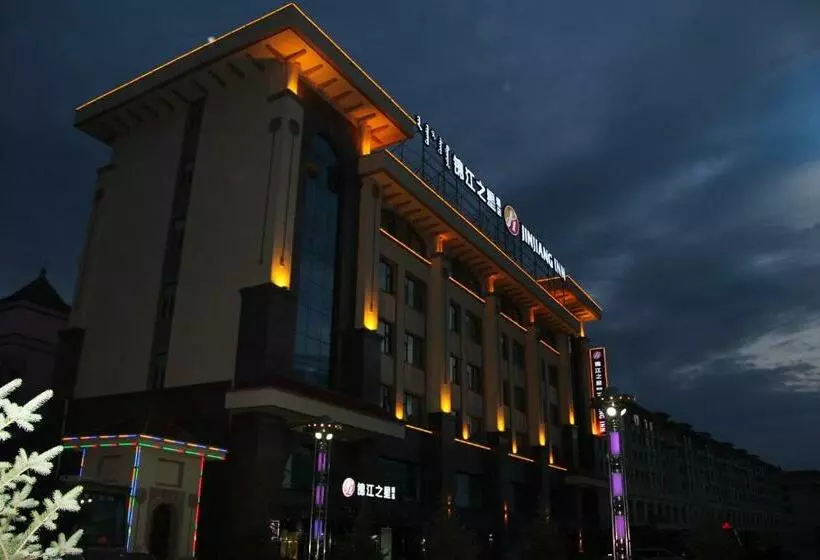 ホテル Jinjiang Inn Ulan Hot Hinggan League Government