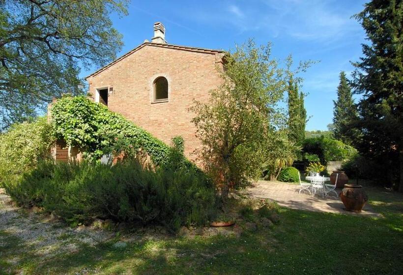 فندق Podere Santaadele