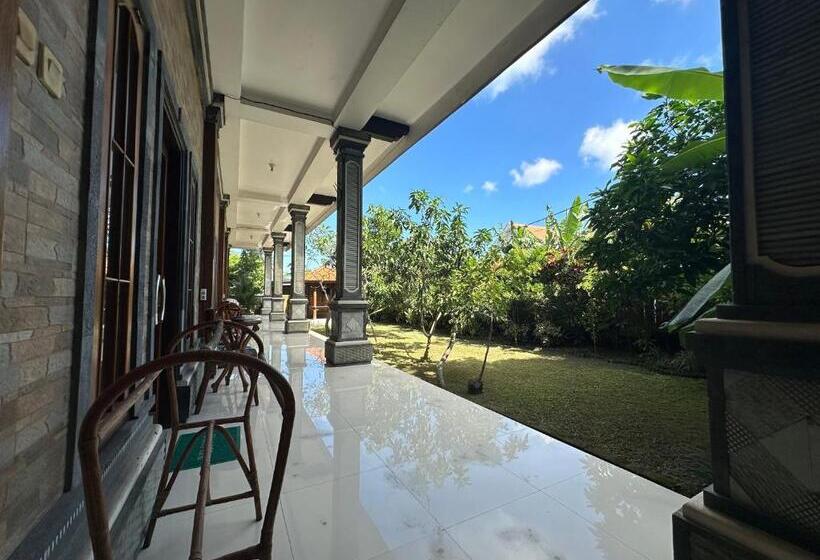בית מלון כפרי Pucuk Bali Guest House Canggu