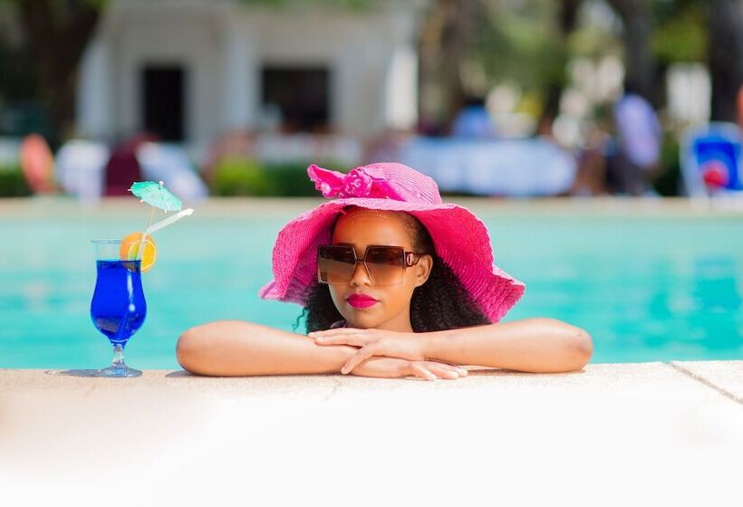 هتل Sunbird Waterfront